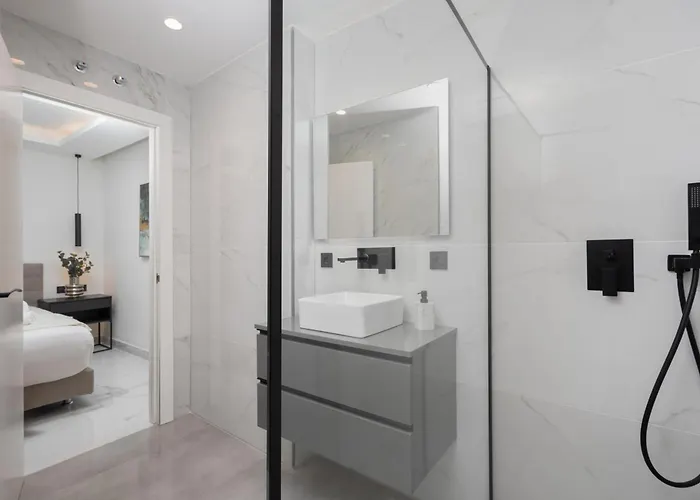 C91 Design & Comfort - Premium Location Apartamento *